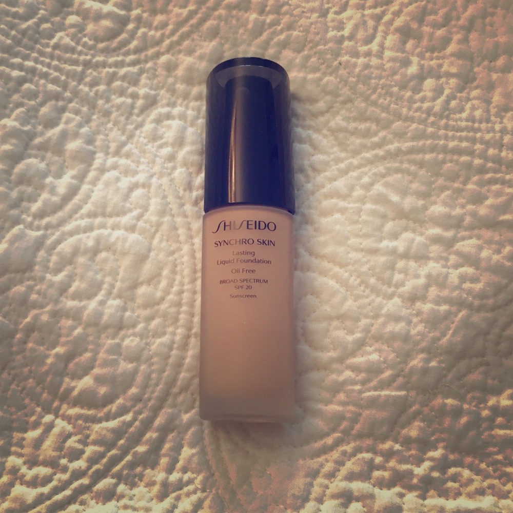 Shiseido Synchro Skin Lasting Liquid Foundation